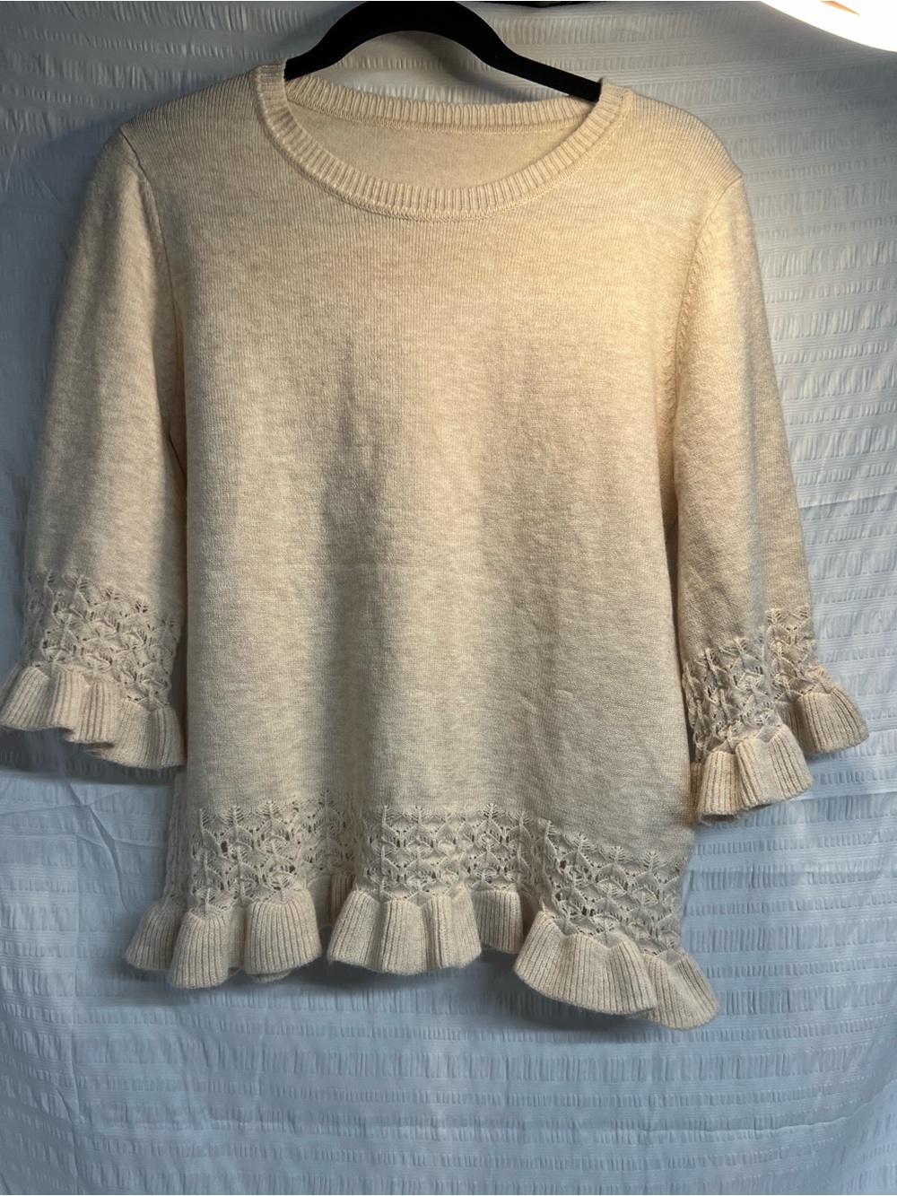 Women's Cream Ruffle-Hem Crewneck Sweater
